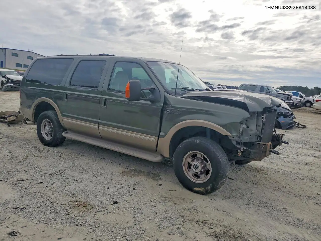 2002 Ford Excursion Limited VIN: 1FMNU43S92EA14088 Lot: 56242546