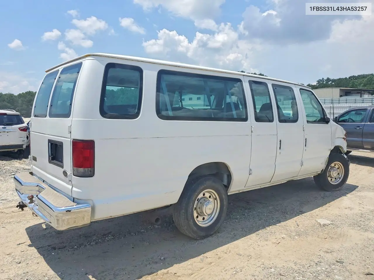 2003 Ford Econoline E350 Super Duty Wagon VIN: 1FBSS31L43HA53257 Lot: 57173036