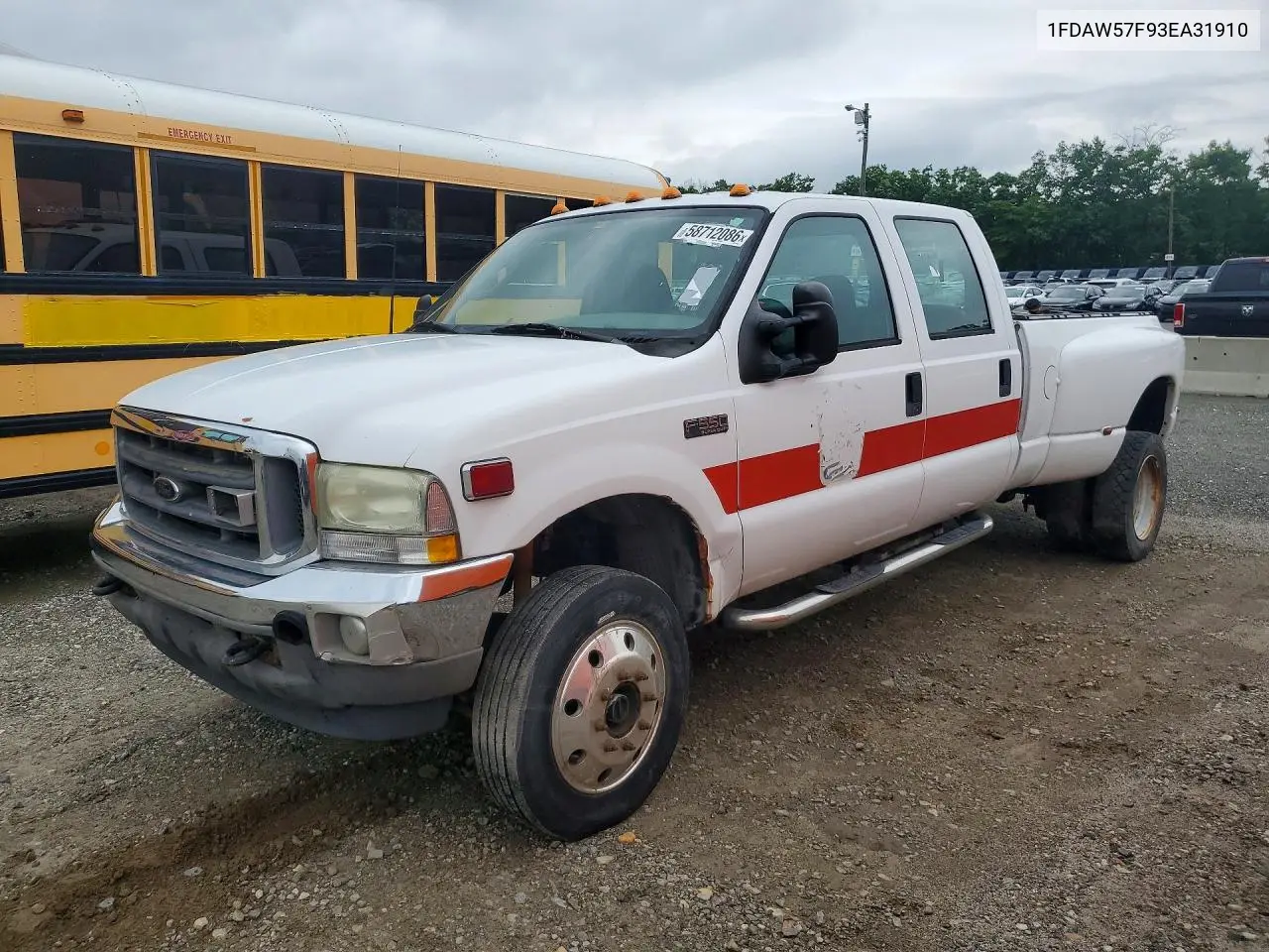 2003 Ford F550 Super Duty VIN: 1FDAW57F93EA31910 Lot: 58712086