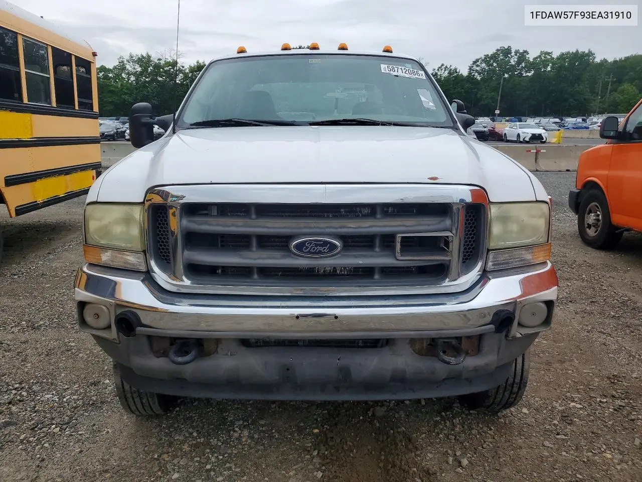 2003 Ford F550 Super Duty VIN: 1FDAW57F93EA31910 Lot: 58712086