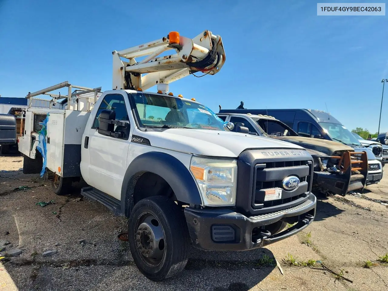 2011 Ford F450 Super - Bucket Truck VIN: 1FDUF4GY9BEC42063 Lot: 56534706