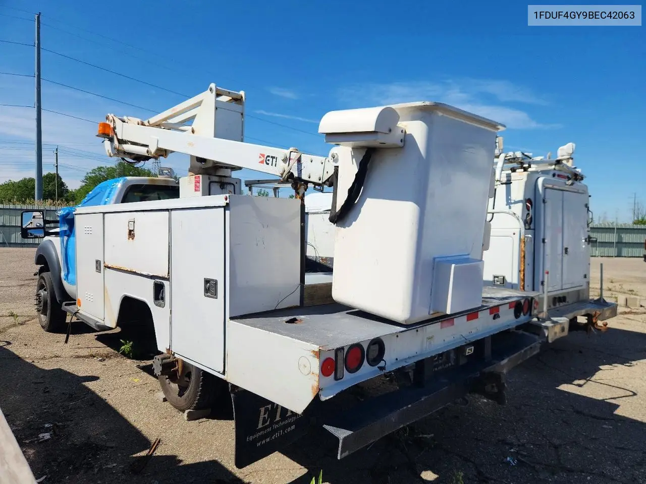 2011 Ford F450 Super - Bucket Truck VIN: 1FDUF4GY9BEC42063 Lot: 56534706