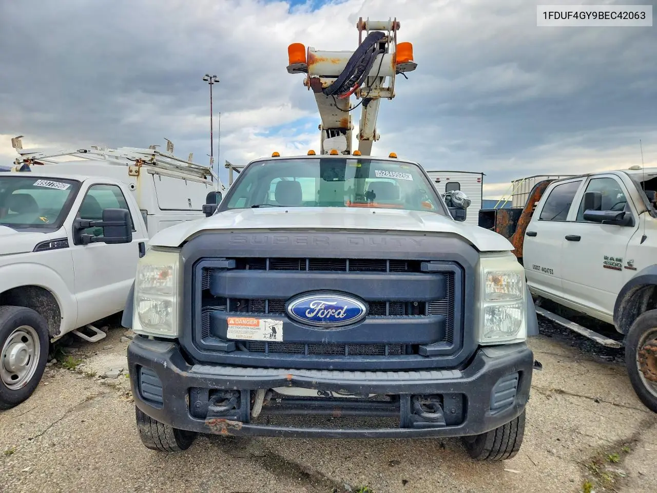 2011 Ford F450 Super - Bucket Truck VIN: 1FDUF4GY9BEC42063 Lot: 56534706
