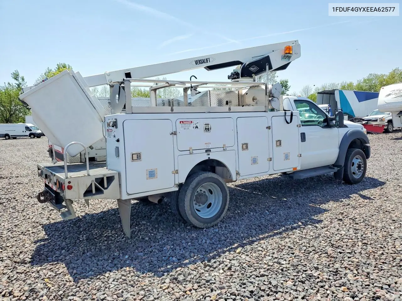 2014 Ford F-450 Sd Bucket Truck - R & D - Cln Title - Pri Fleet VIN: 1FDUF4GYXEEA62577 Lot: 51919906