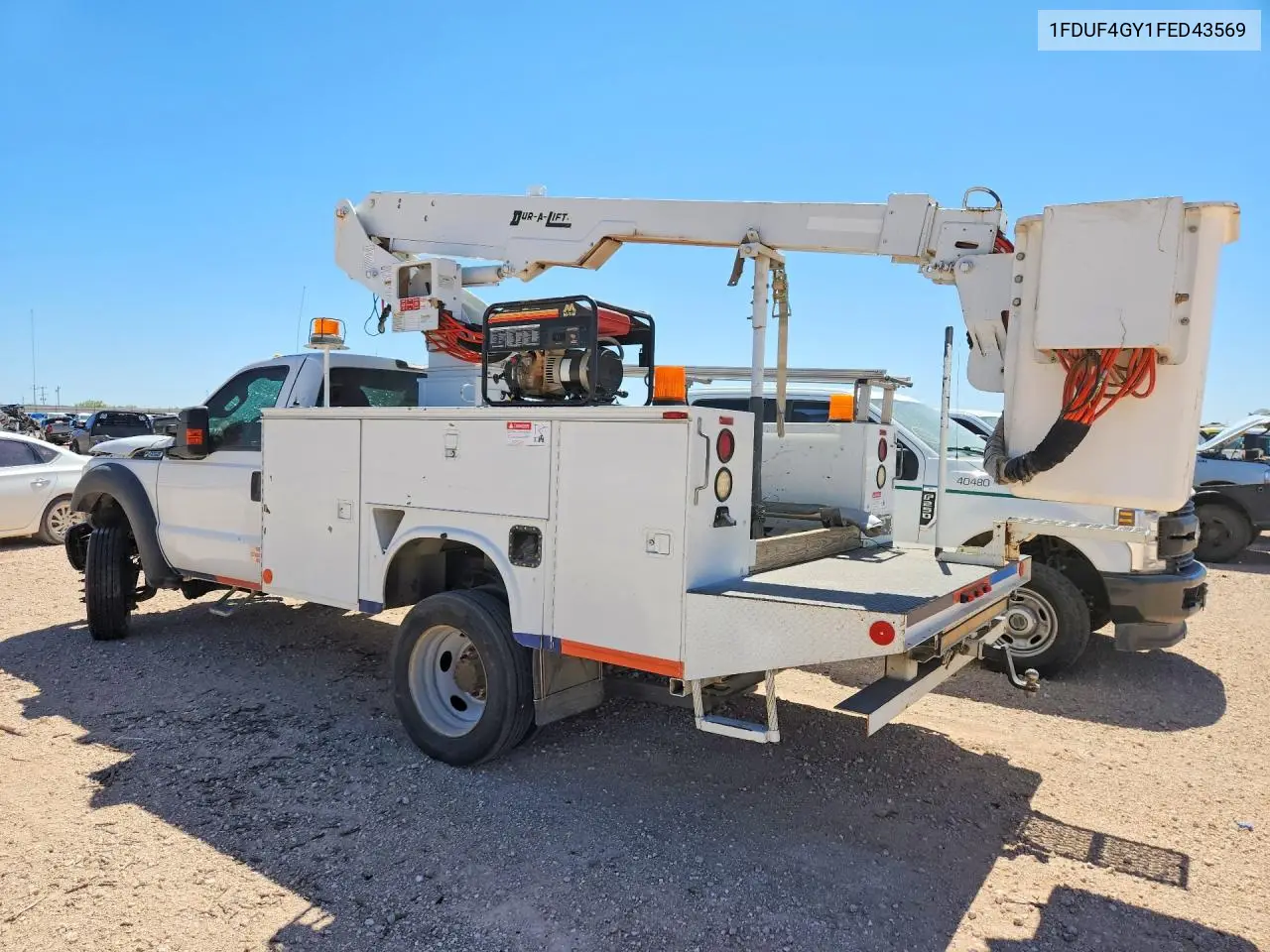 2015 Ford F-450 Sd Bucket Truck ** Cln Title * Pri Fleet ** VIN: 1FDUF4GY1FED43569 Lot: 58147726