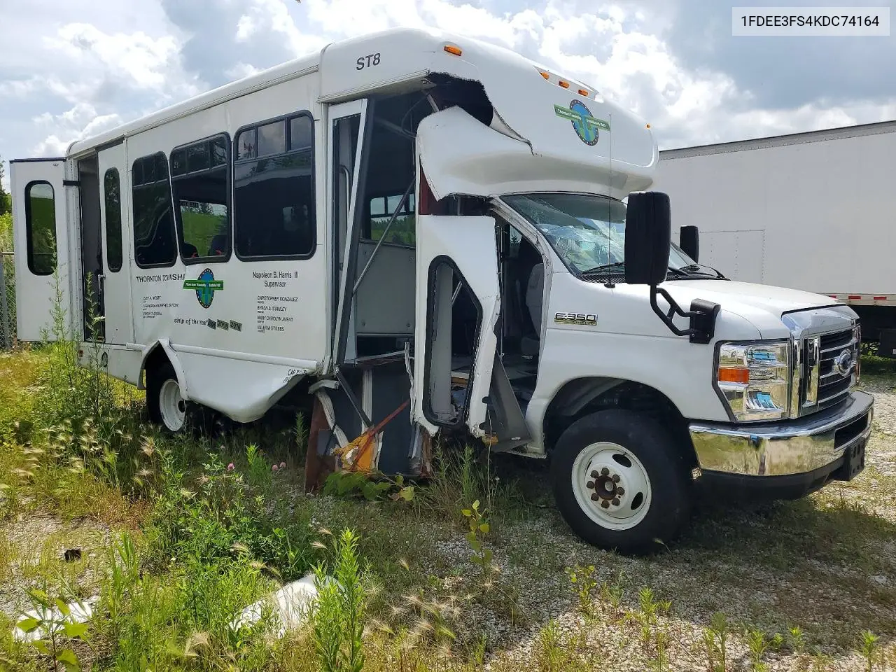 2019 Ford Econoline E350 Super Duty Cutaway Van VIN: 1FDEE3FS4KDC74164 Lot: 59370386