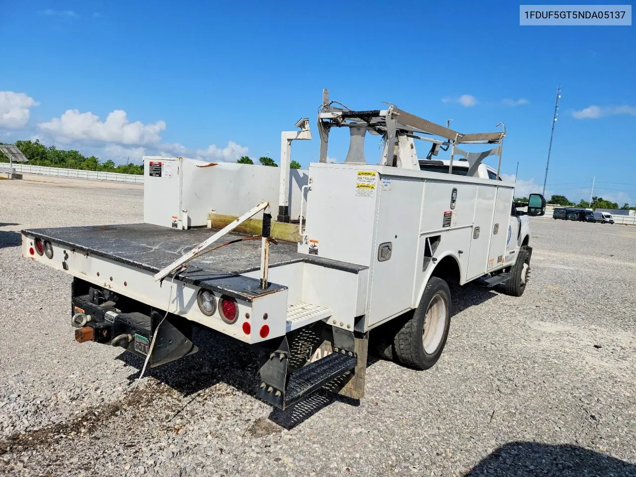 2022 Ford F550 VIN: 1FDUF5GT5NDA05137 Lot: 50171666