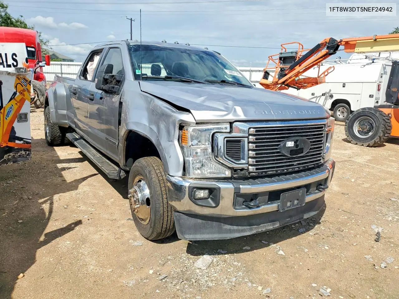 2022 Ford F350 Super Duty VIN: 1FT8W3DT5NEF24942 Lot: 53007136