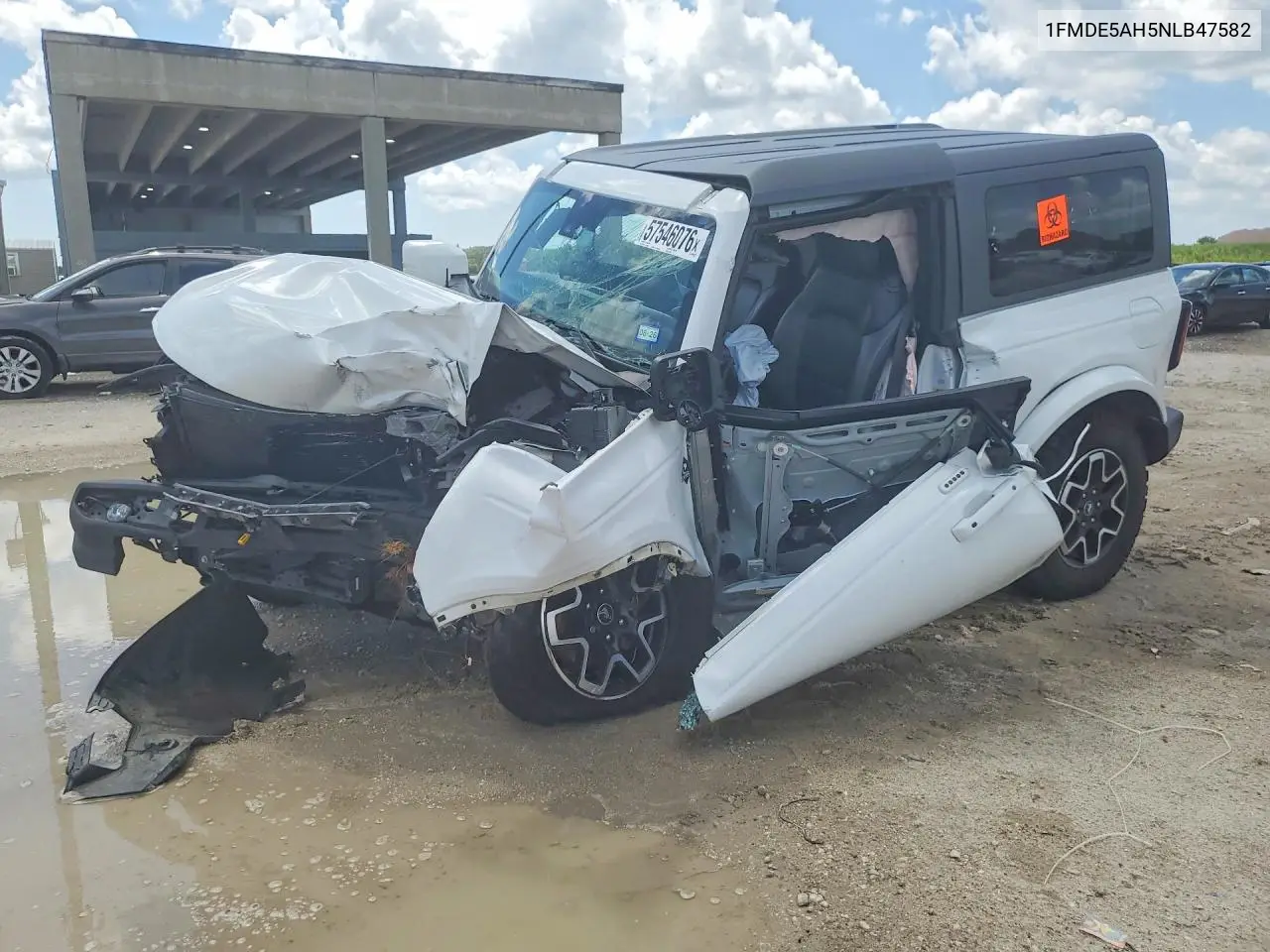 2022 Ford Bronco Base VIN: 1FMDE5AH5NLB47582 Lot: 57546076