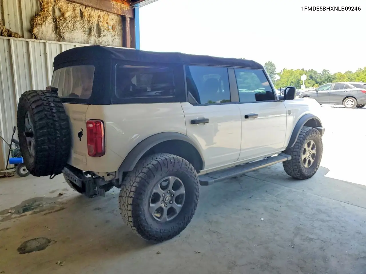 2022 Ford Bronco Base VIN: 1FMDE5BHXNLB09246 Lot: 58874106