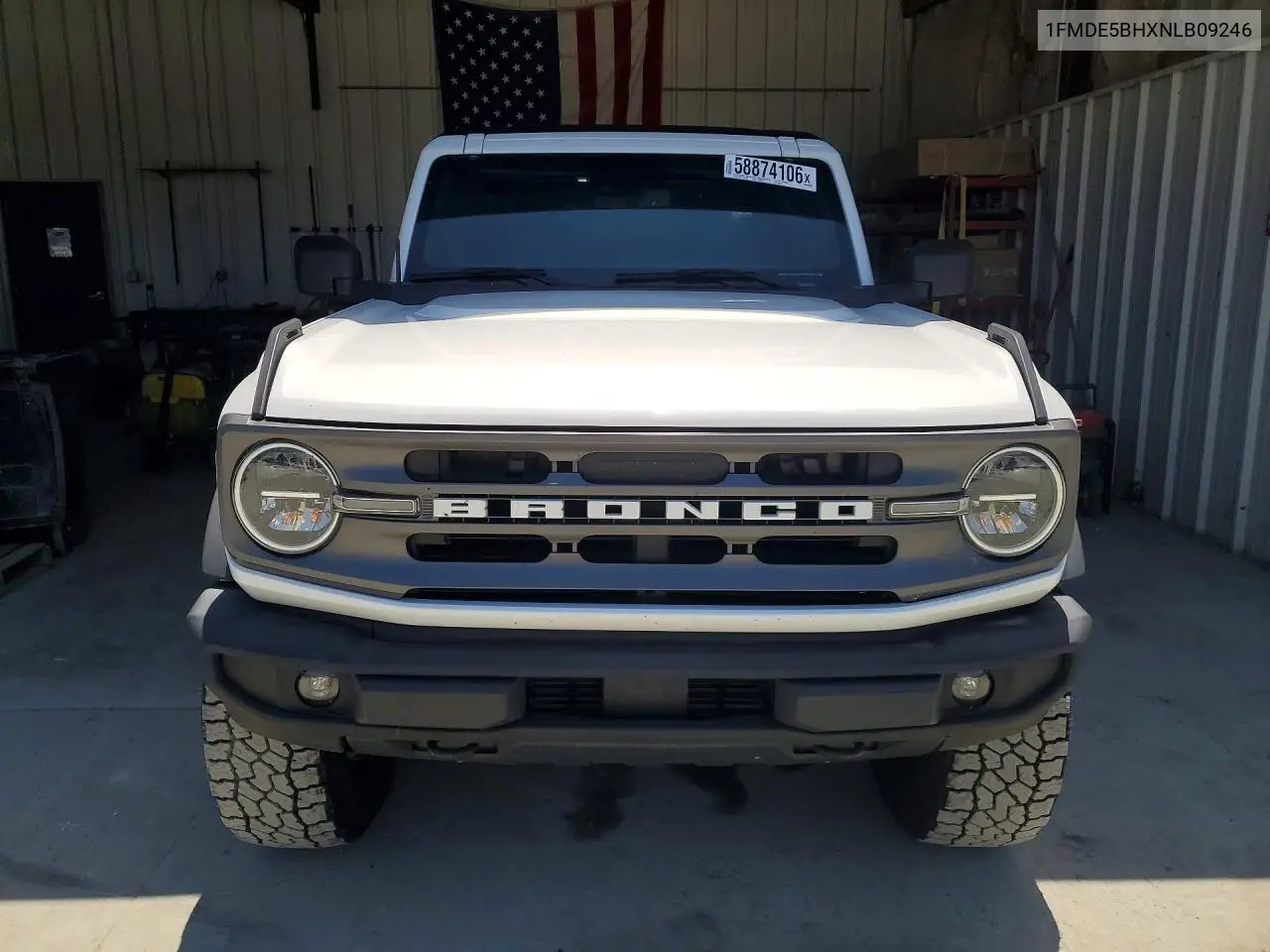 2022 Ford Bronco Base VIN: 1FMDE5BHXNLB09246 Lot: 58874106