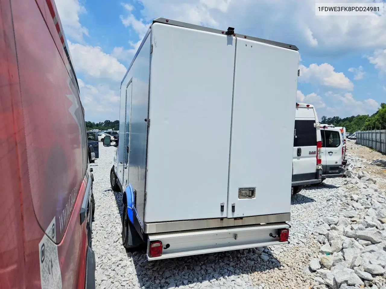 2023 Ford E350 Refrigerated Box Truck VIN: 1FDWE3FK8PDD24981 Lot: 59850346