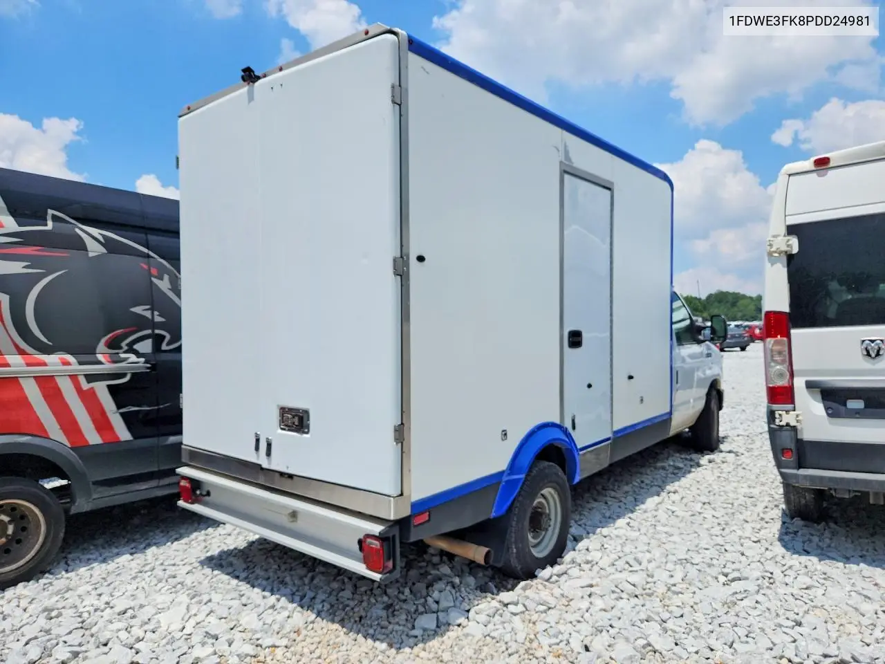 2023 Ford E350 Refrigerated Box Truck VIN: 1FDWE3FK8PDD24981 Lot: 59850346