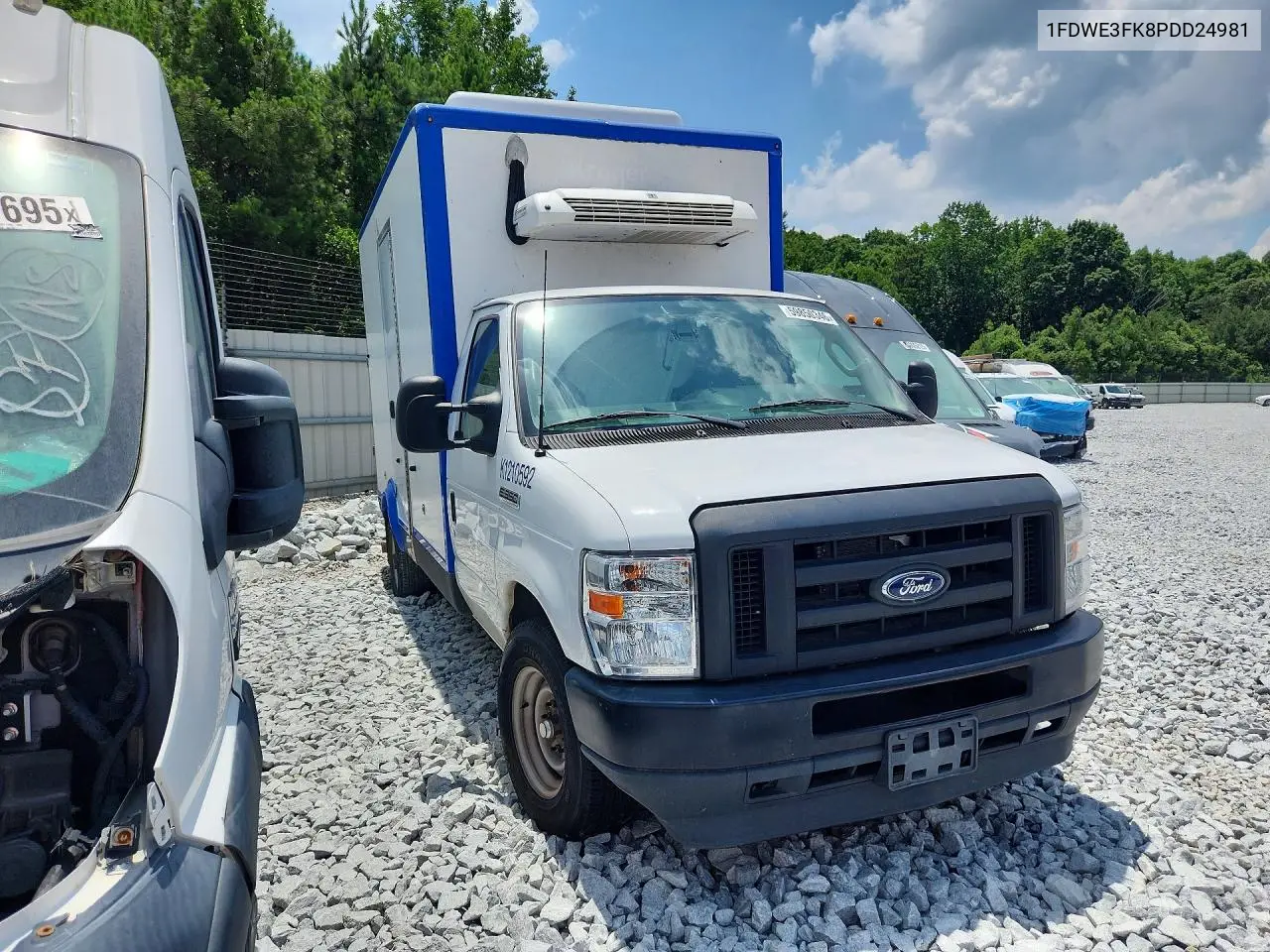 2023 Ford E350 Refrigerated Box Truck VIN: 1FDWE3FK8PDD24981 Lot: 59850346