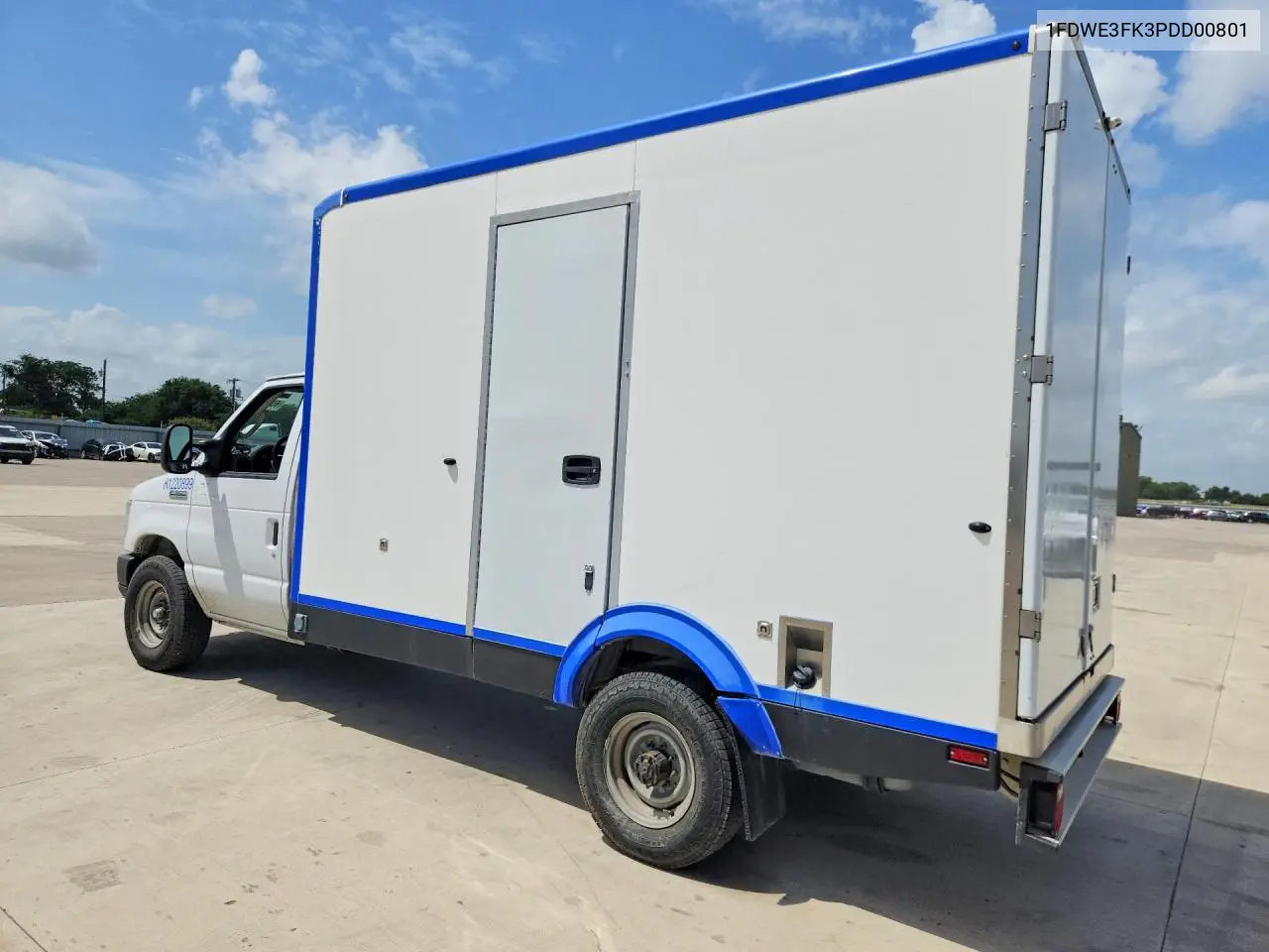2023 Ford E350 Refrigerated Box Truck VIN: 1FDWE3FK3PDD00801 Lot: 60671396
