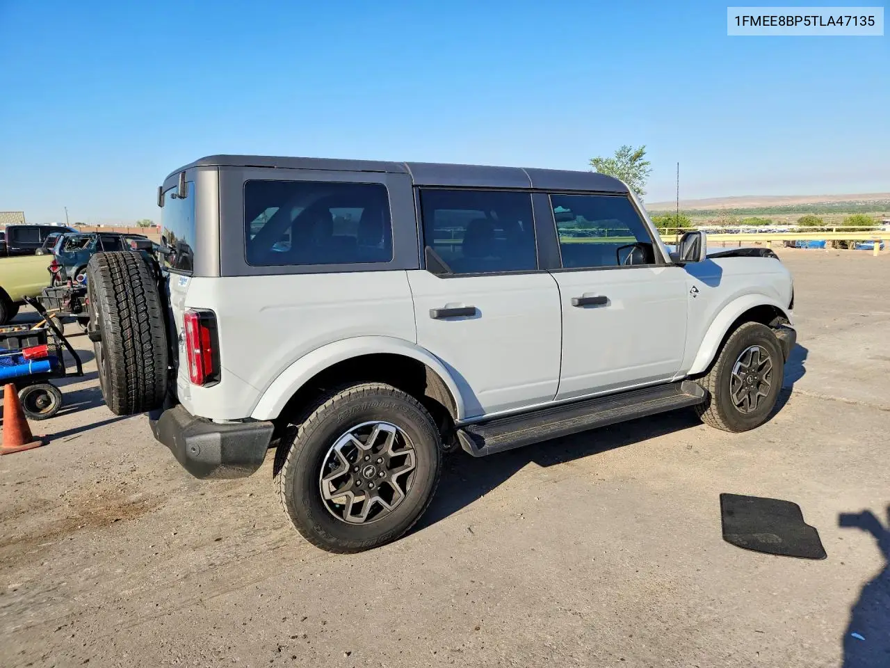 2026 Ford Bronco Outer Banks VIN: 1FMEE8BP5TLA47135 Lot: 85993385