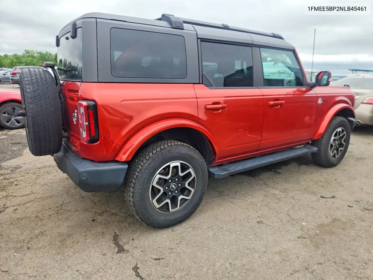 2022 Ford Bronco Base VIN: 1FMEE5BP2NLB45461 Lot: 56195496