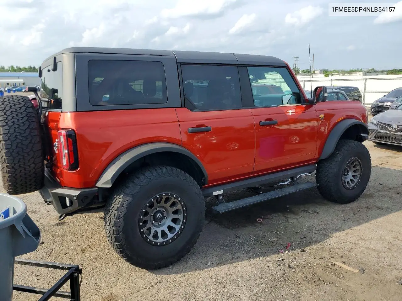 2022 Ford Bronco Base VIN: 1FMEE5DP4NLB54157 Lot: 56643876