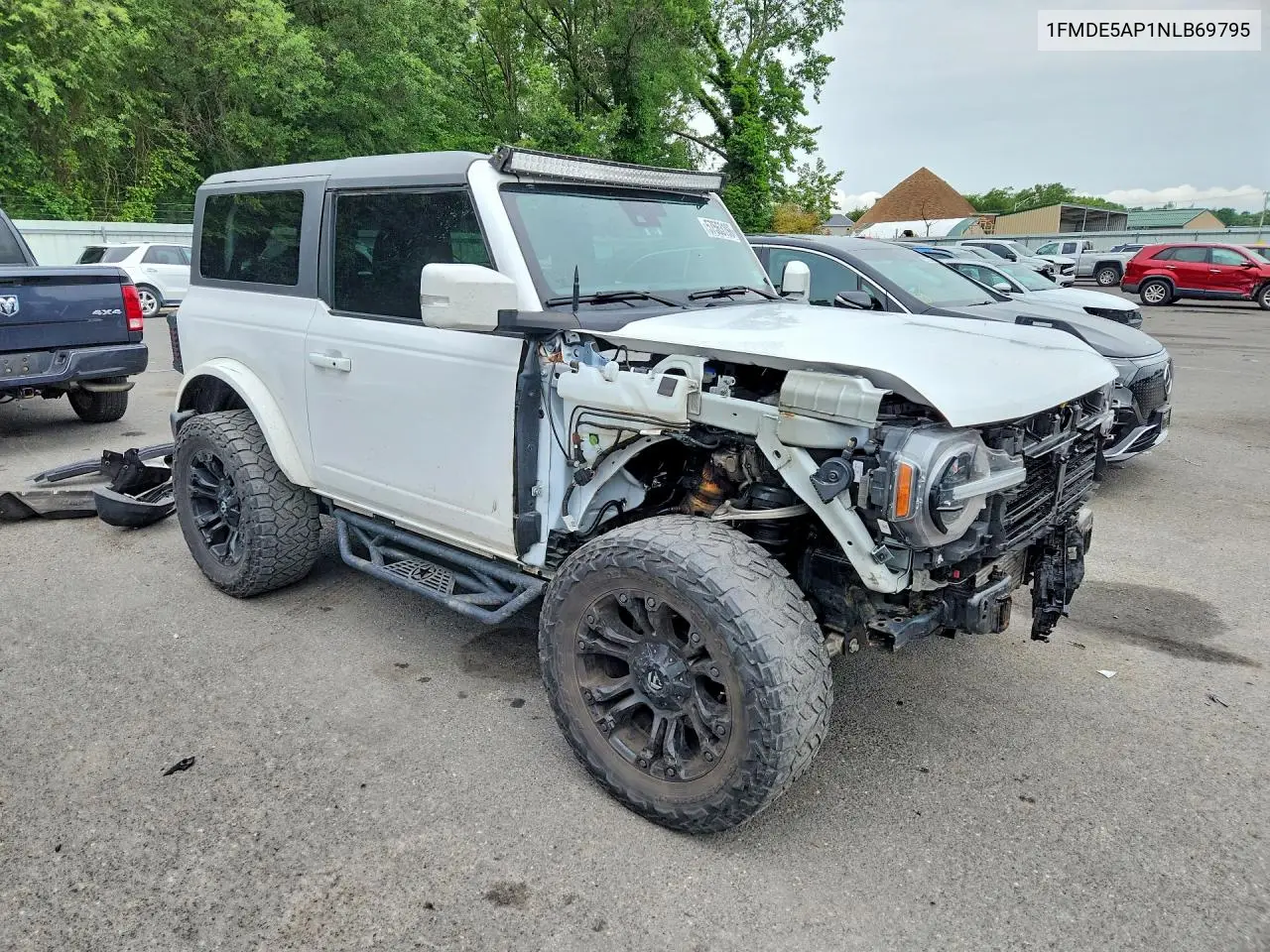 2022 Ford Bronco Base VIN: 1FMDE5AP1NLB69795 Lot: 57563196