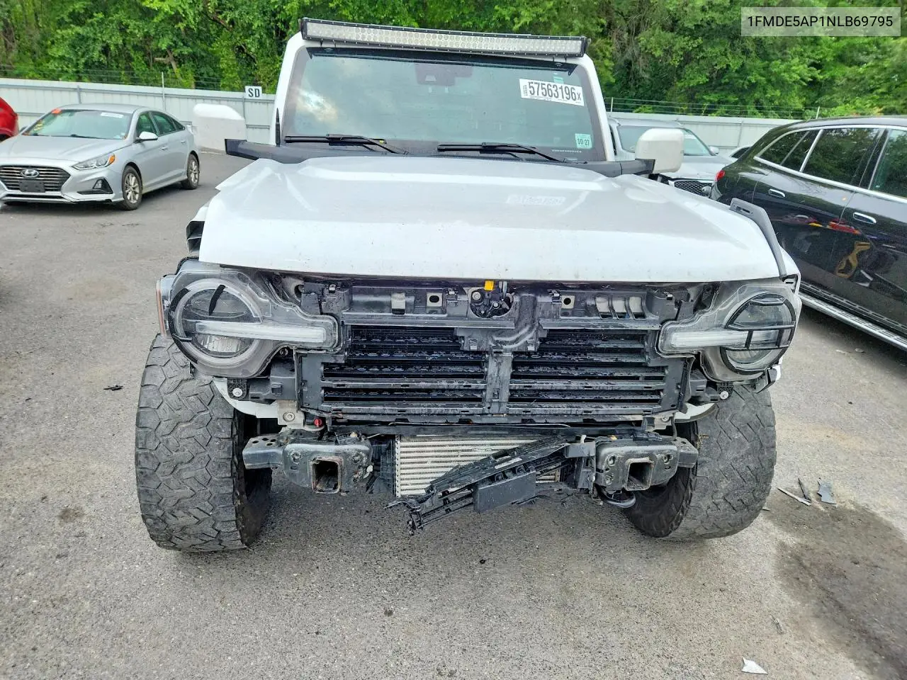 2022 Ford Bronco Base VIN: 1FMDE5AP1NLB69795 Lot: 57563196