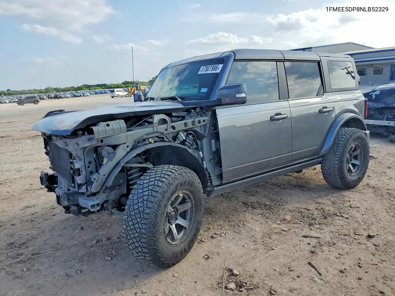2022 Ford Bronco Base VIN: 1FMEE5DP8NLB52329 Lot: 57807986