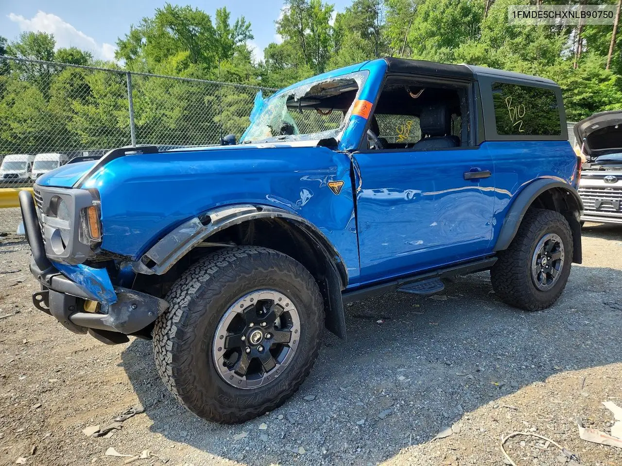 2022 Ford Bronco Base VIN: 1FMDE5CHXNLB90750 Lot: 59245426