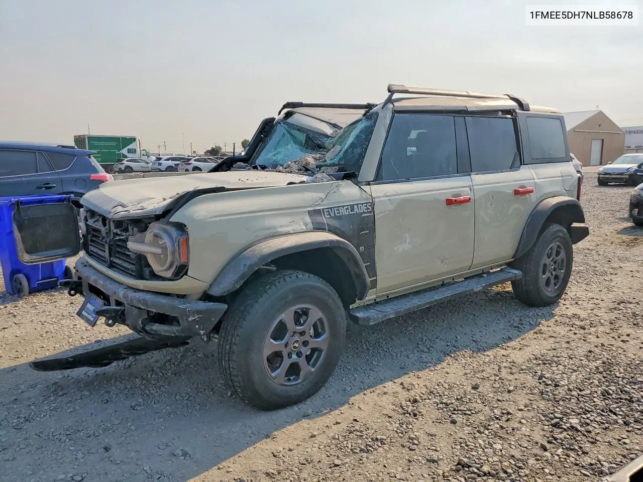 2022 Ford Bronco Base VIN: 1FMEE5DH7NLB58678 Lot: 59596216