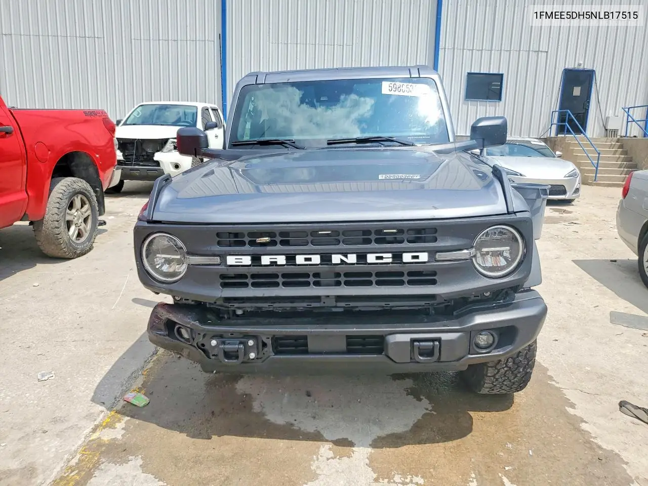 2022 Ford Bronco Base VIN: 1FMEE5DH5NLB17515 Lot: 59805366