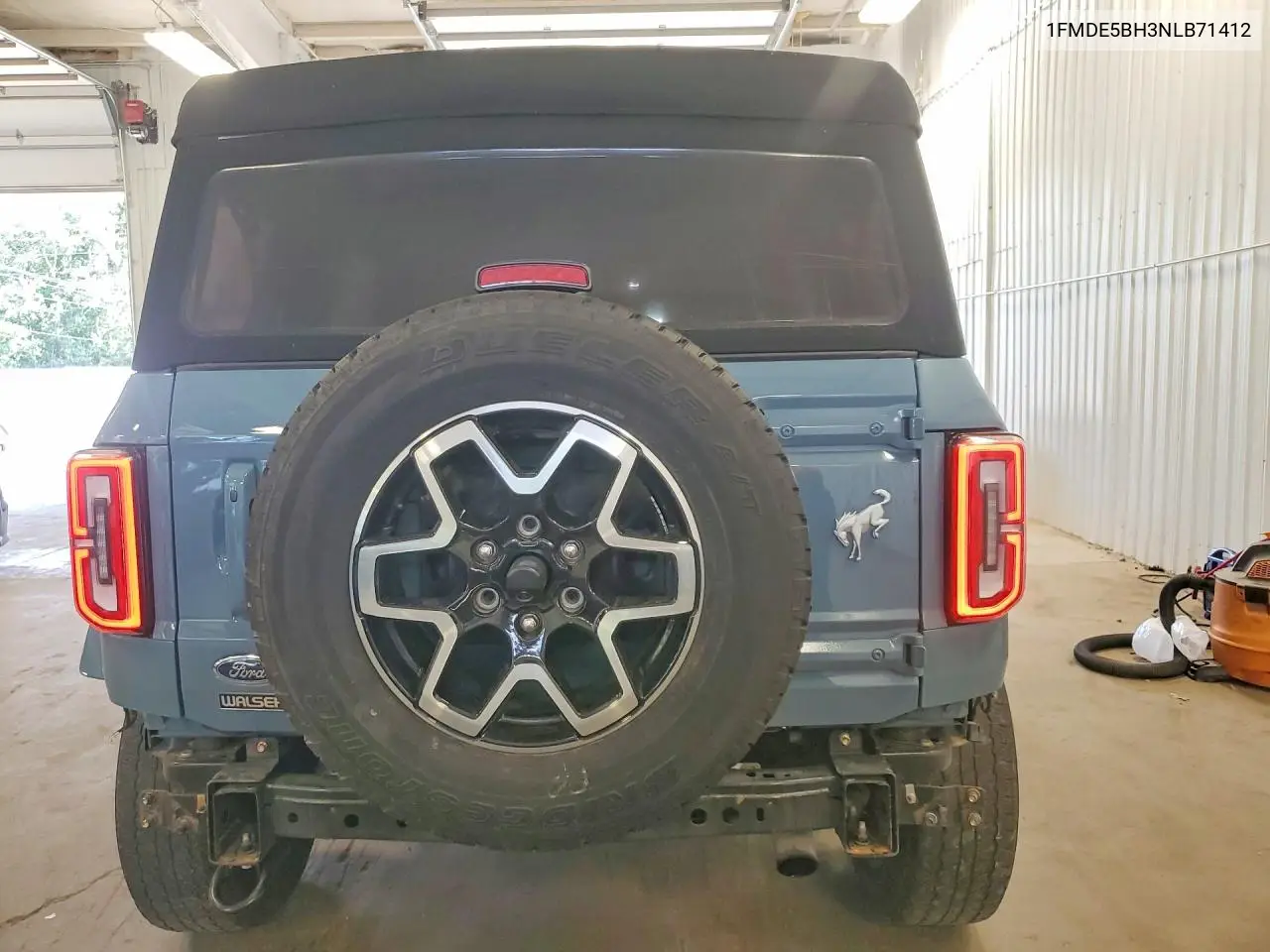 2022 Ford Bronco Base VIN: 1FMDE5BH3NLB71412 Lot: 59958226