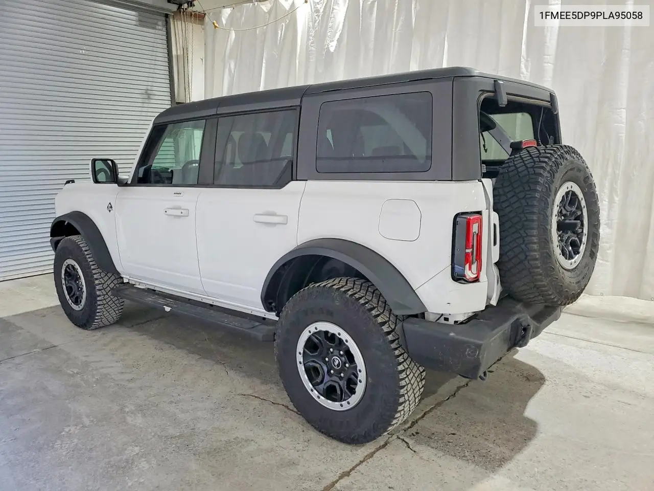 2023 Ford Bronco Base VIN: 1FMEE5DP9PLA95058 Lot: 56347686