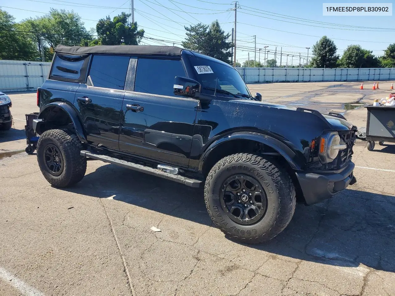 2023 Ford Bronco Base VIN: 1FMEE5DP8PLB30902 Lot: 58736376