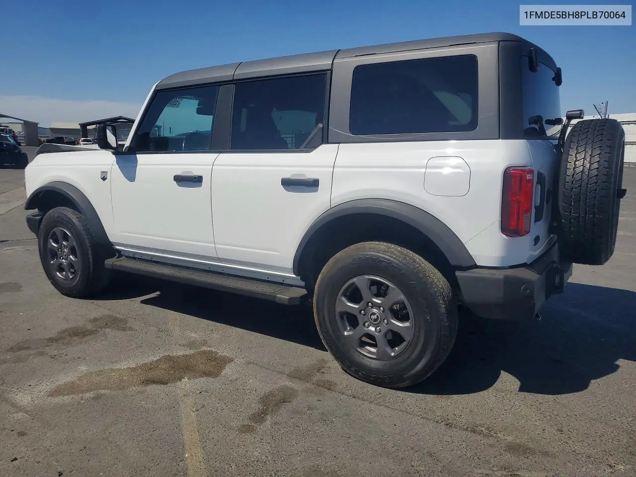 2023 Ford Bronco Base VIN: 1FMDE5BH8PLB70064 Lot: 59386916
