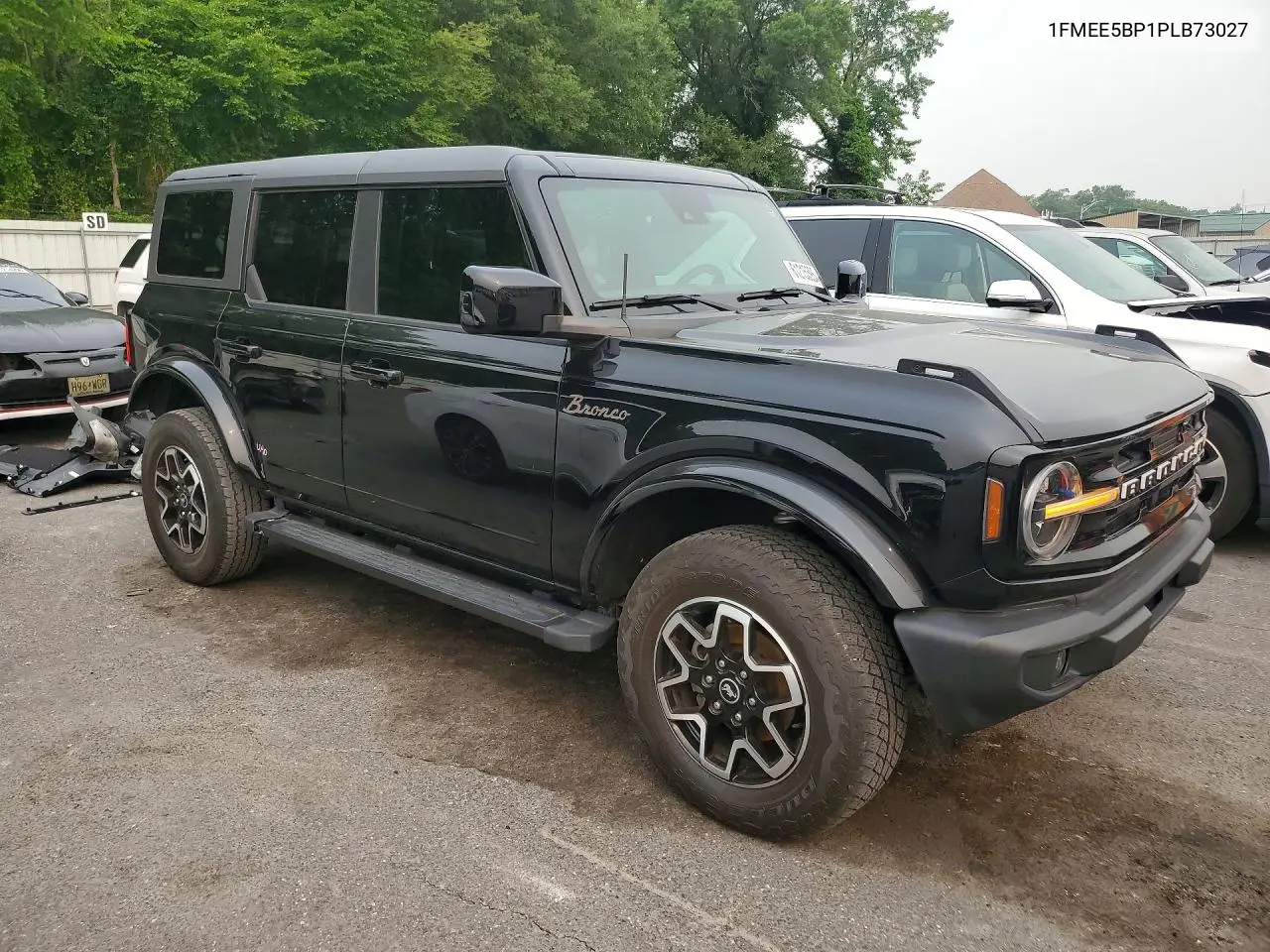 2023 Ford Bronco Base VIN: 1FMEE5BP1PLB73027 Lot: 61215396