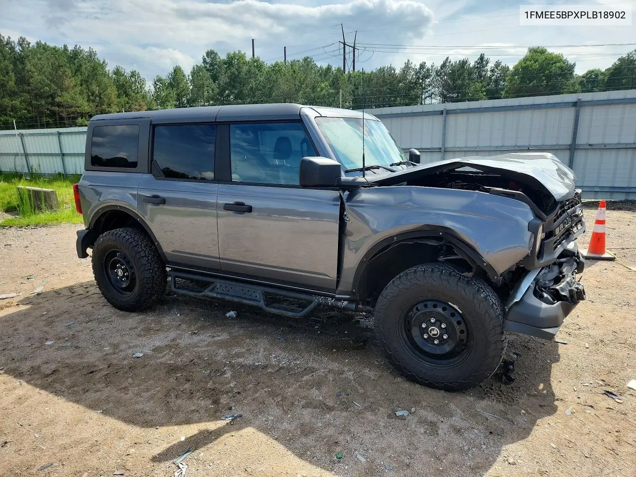 2023 Ford Bronco Base VIN: 1FMEE5BPXPLB18902 Lot: 61242866