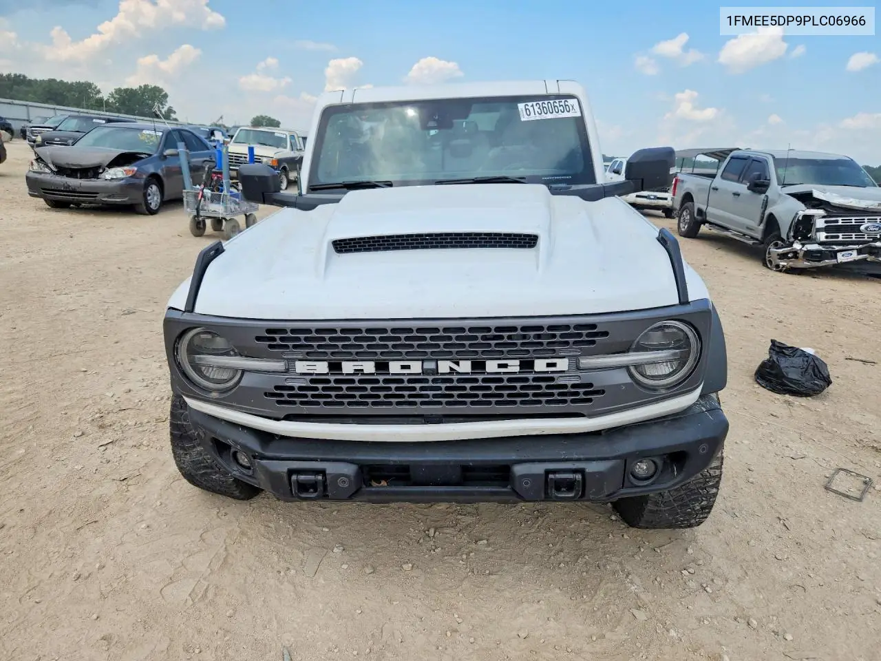 2023 Ford Bronco Base VIN: 1FMEE5DP9PLC06966 Lot: 61360656