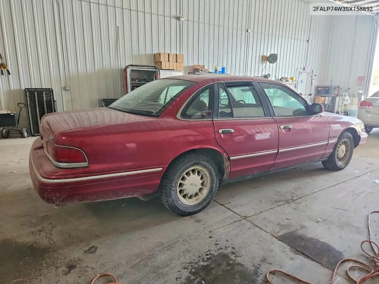 1995 Ford Crown Victoria Lx VIN: 2FALP74W3SX158892 Lot: 58905446