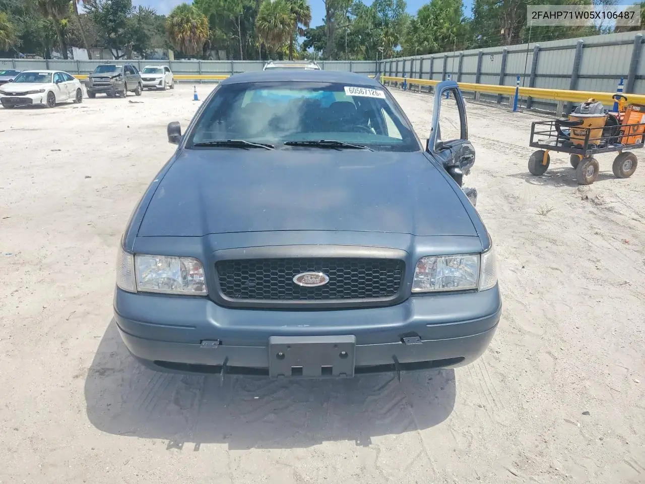 2005 Ford Crown Victoria Police Interceptor VIN: 2FAHP71W05X106487 Lot: 60567126