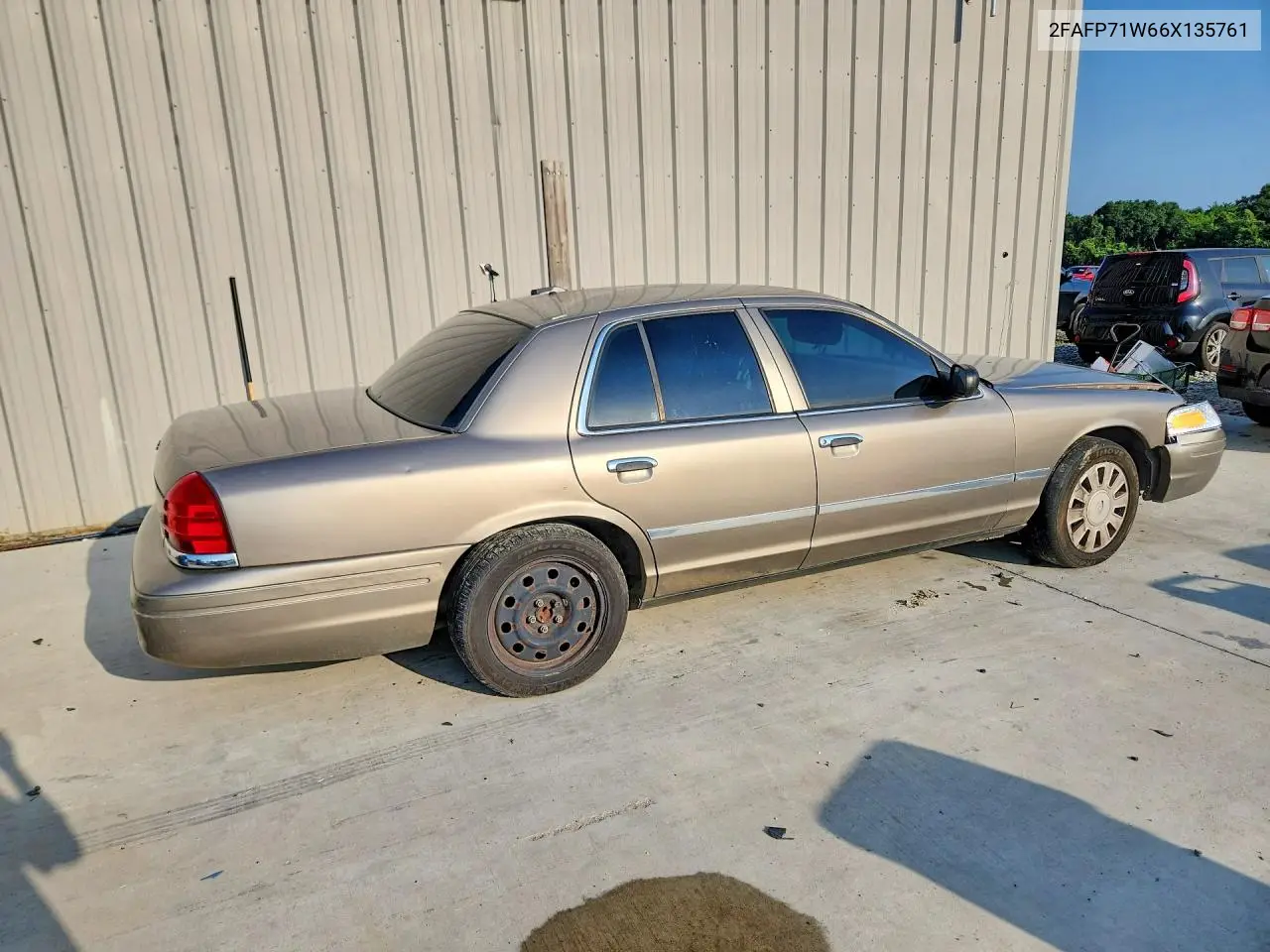 2006 Ford Crown Victoria Police Interceptor VIN: 2FAFP71W66X135761 Lot: 58228766