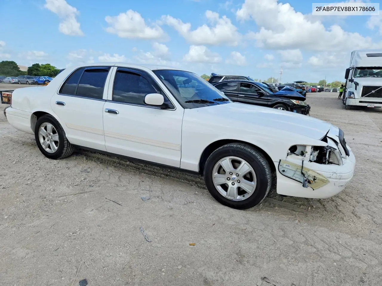 2011 Ford Crown Victoria Lx VIN: 2FABP7EV8BX178606 Lot: 60165066