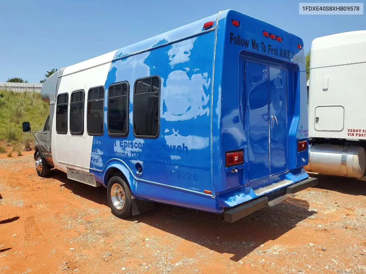 1999 Ford Econoline E450 Super Duty Cutaway Van Rv VIN: 1FDXE40S8XHB09578 Lot: 61850106