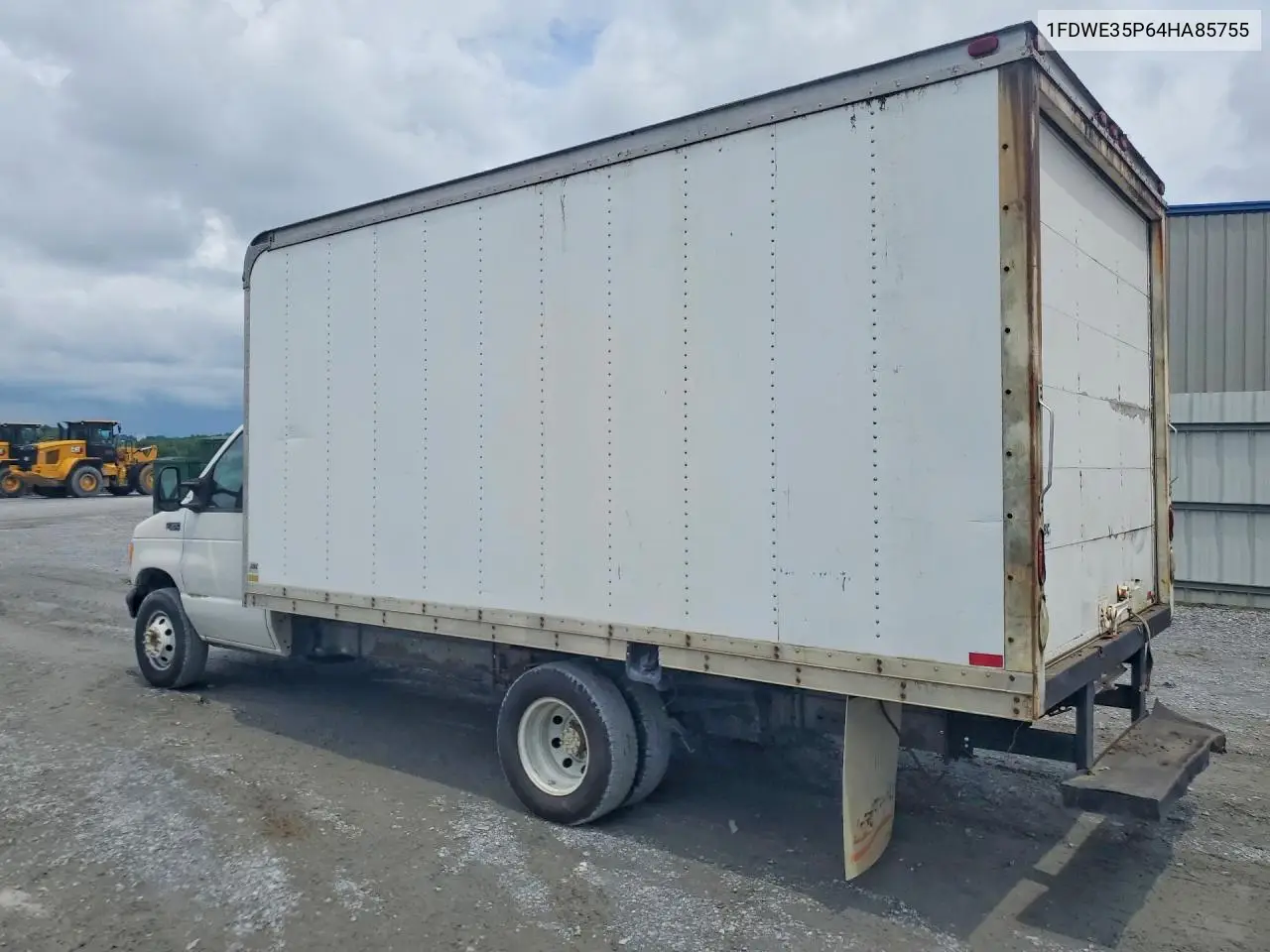 2004 Ford E350 Box Truck VIN: 1FDWE35P64HA85755 Lot: 61163706
