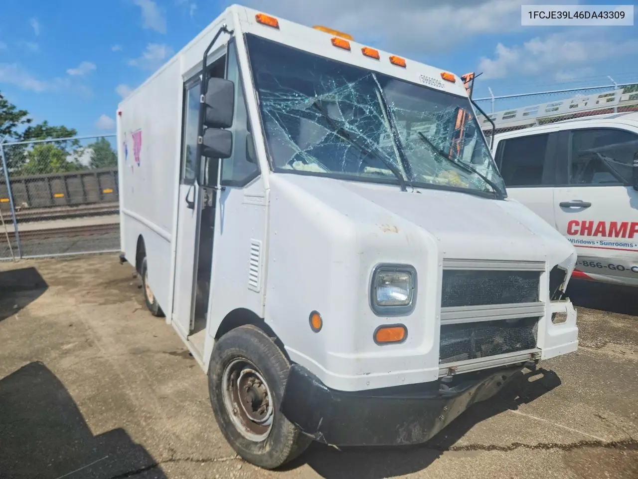 2006 Ford Econoline E350 Super Duty Stripped Chassis VIN: 1FCJE39L46DA43309 Lot: 59669396