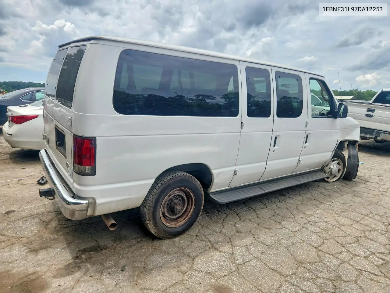 2007 Ford Econoline E350 Super Duty Wagon VIN: 1FBNE31L97DA12253 Lot: 54518246