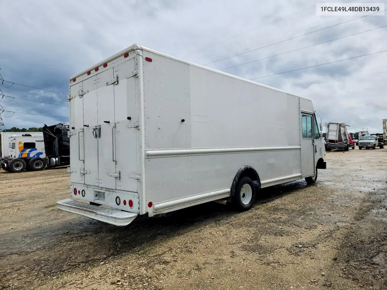 2008 Ford E450 Delivery Truck VIN: 1FCLE49L48DB13439 Lot: 59189766