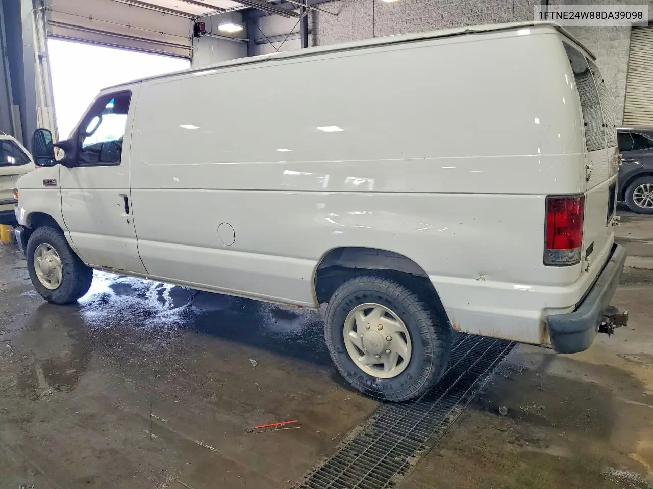 2008 Ford Econoline E250 Van VIN: 1FTNE24W88DA39098 Lot: 60192086