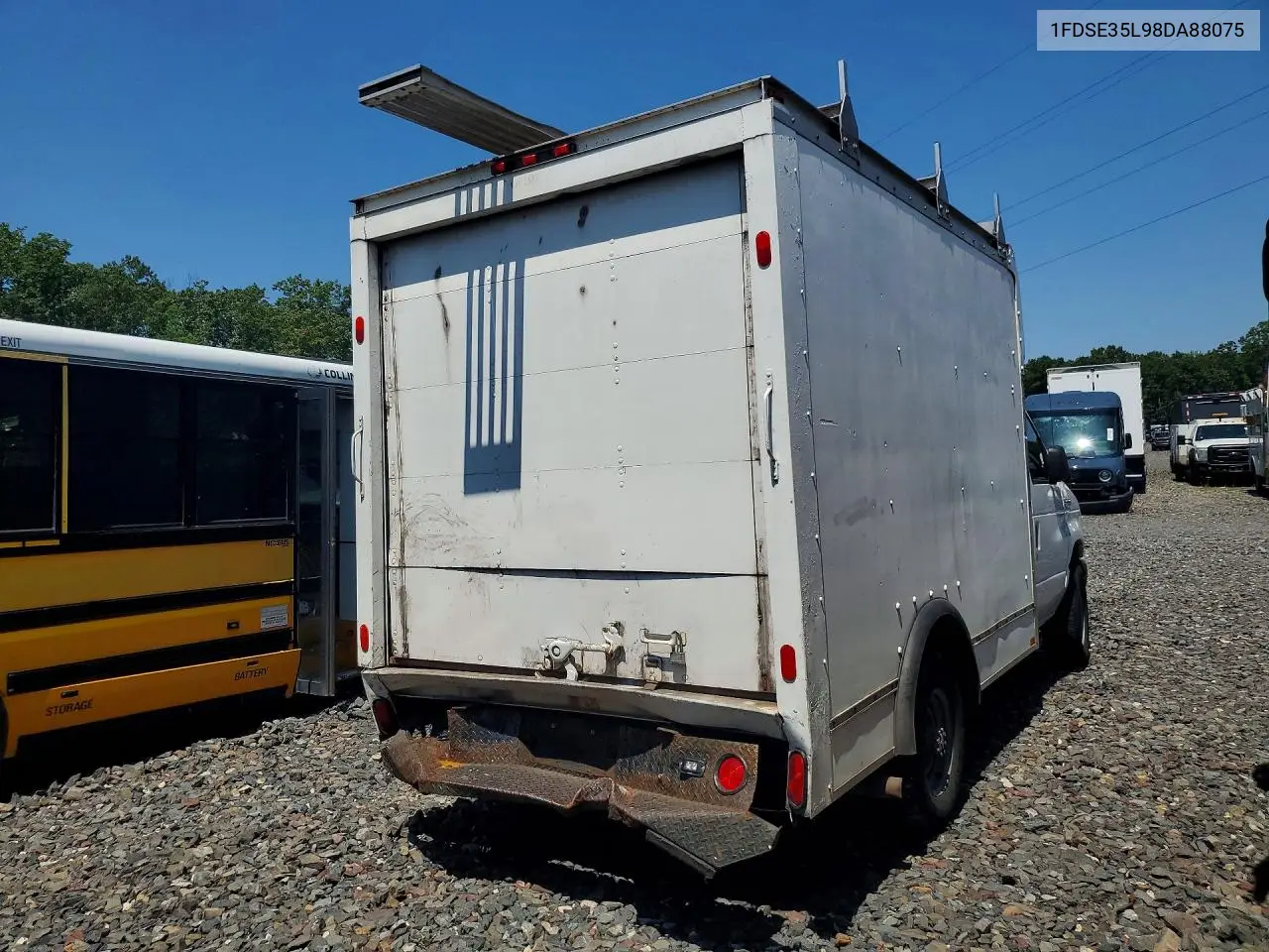 2008 Ford Econoline E350 VIN: 1FDSE35L98DA88075 Lot: 61341316