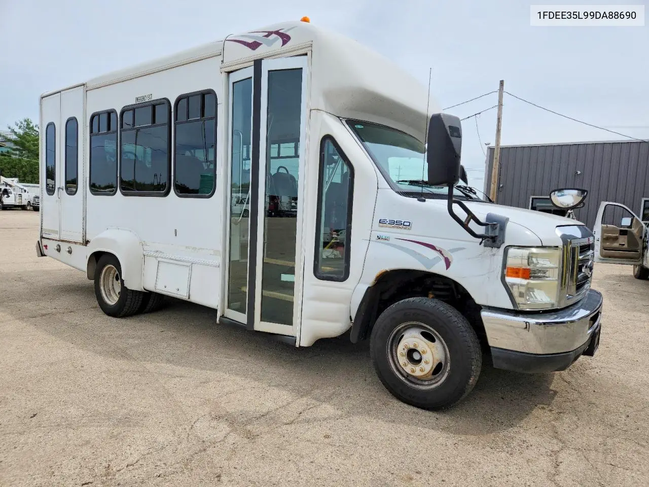 2009 Ford Econoline E350 Super Duty Cutaway Van VIN: 1FDEE35L99DA88690 Lot: 59818006