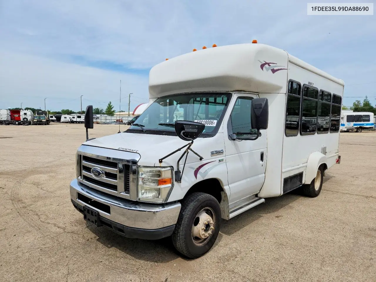 2009 Ford Econoline E350 Super Duty Cutaway Van VIN: 1FDEE35L99DA88690 Lot: 59818006