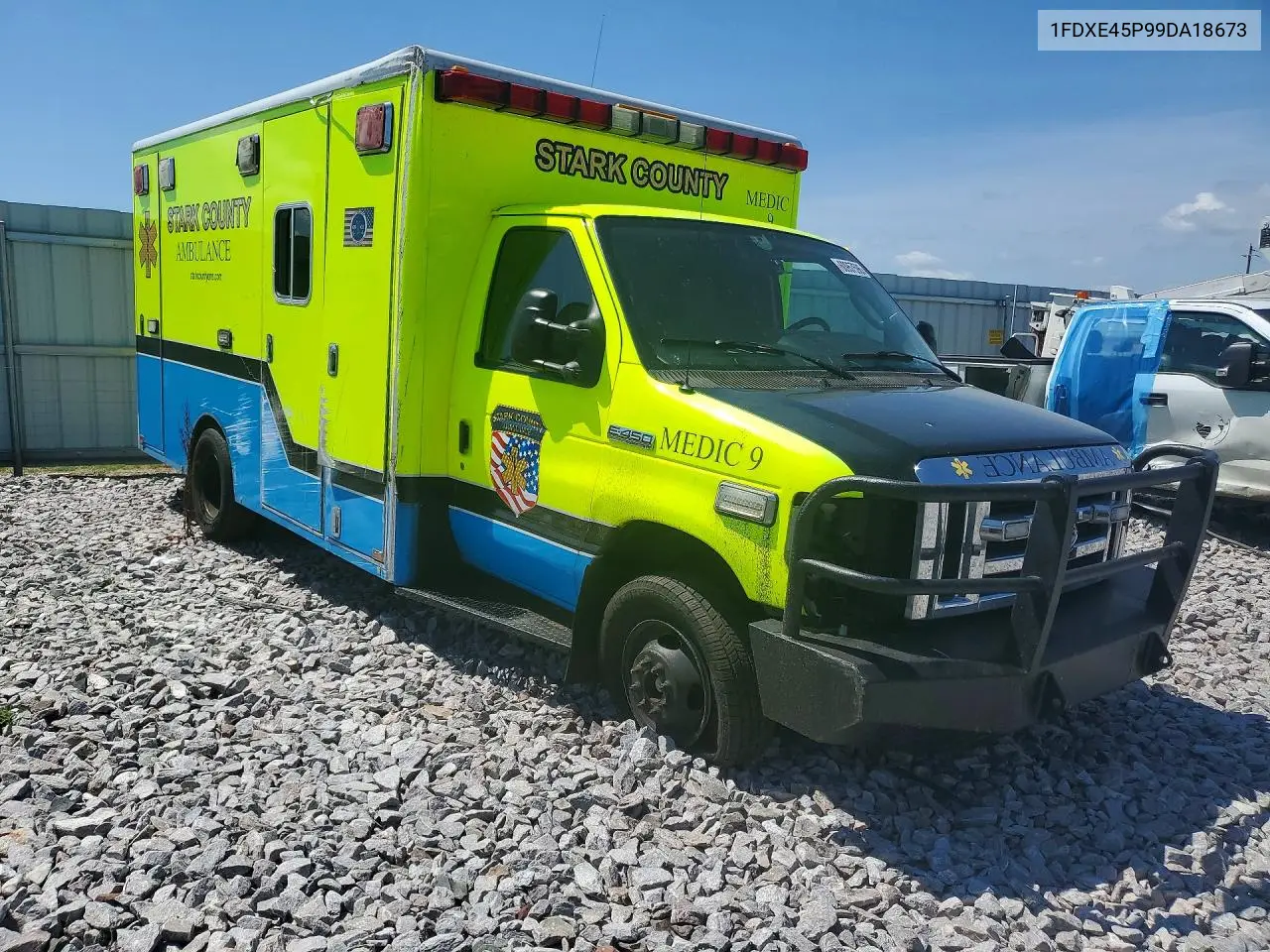 2009 Ford Econoline E450 Super Duty Cutaway Van VIN: 1FDXE45P99DA18673 Lot: 60957596