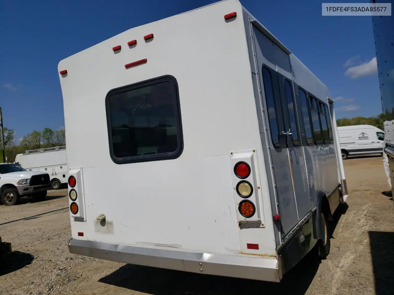 2010 Ford Econoline E450 Super Duty Cutaway Van VIN: 1FDFE4FS3ADA85577 Lot: 42855493
